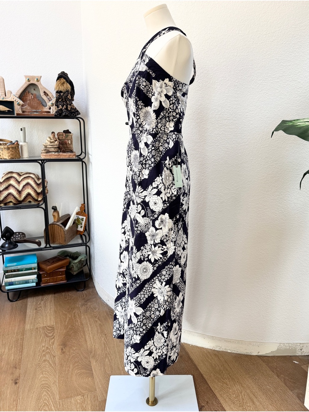 NWT Anthropologie Maeve Magda Navy and White Floral Halter Jumpsuit 16W Plus - Picture 4 of 7